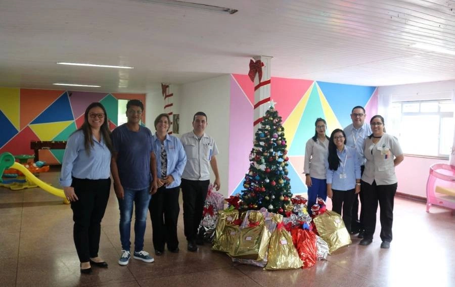 Natal Solidário presenteia crianças da Instituição Beneficente Viva a Vida